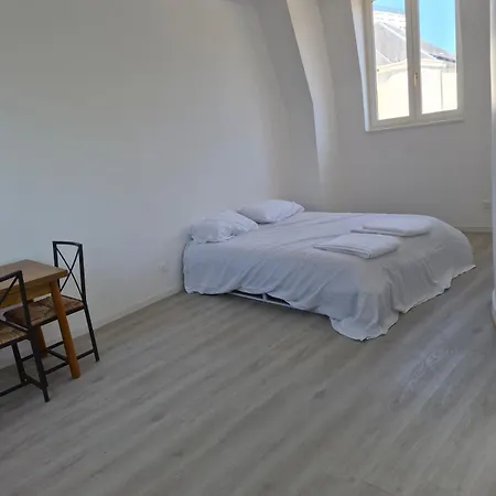 Maison Chaleureuse Avec Tous Confort